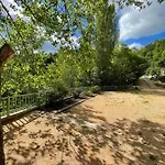 Le Moulin D'olt מלון *