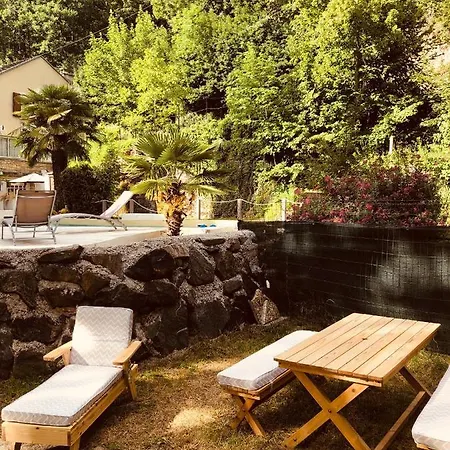 Le Moulin D'olt فندق لا كانورج